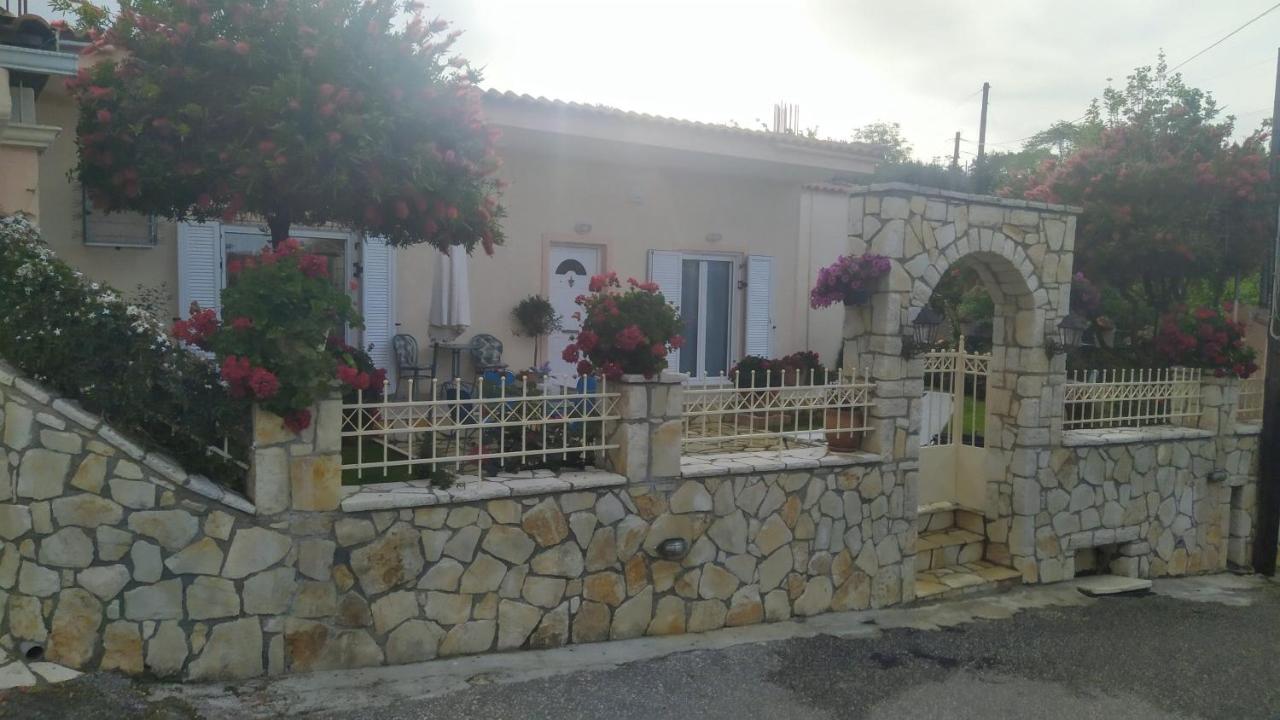 Summer Village House Popi Kanakades Ngoại thất bức ảnh